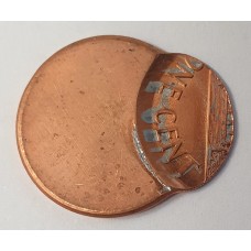 UNITED STATES OF AMERICA . UNDATED . ONE 1 CENT COIN . ERROR . MIS-STRIKE